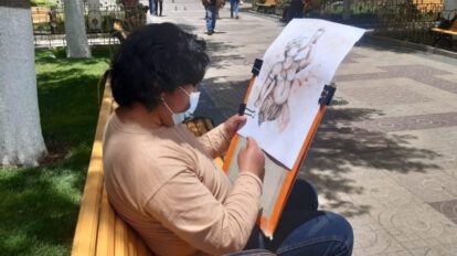 Maratón de dibujo en el Instituto de Formación Artística Bellas Artes Oruro