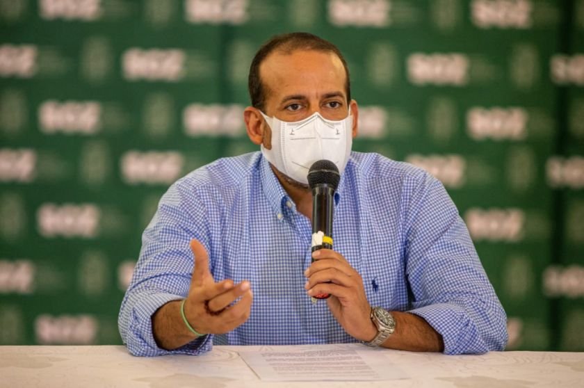 Luis Fernando Camacho califica de irresponsable la denuncia del Ministro de Gobierno