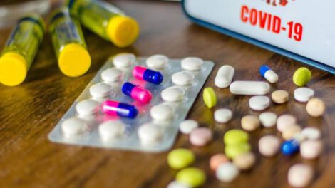 OMS compra antivirales Covid-19 para pacientes leves