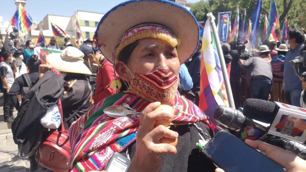 Lidia Patty huelga de hambre en la plaza Murillo