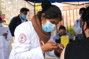 Cobertura de vacunación en Oruro