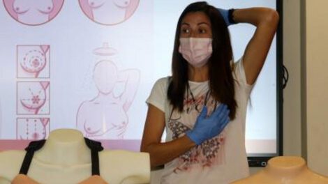 Promueven la detección temprana de cáncer de mama en mujeres