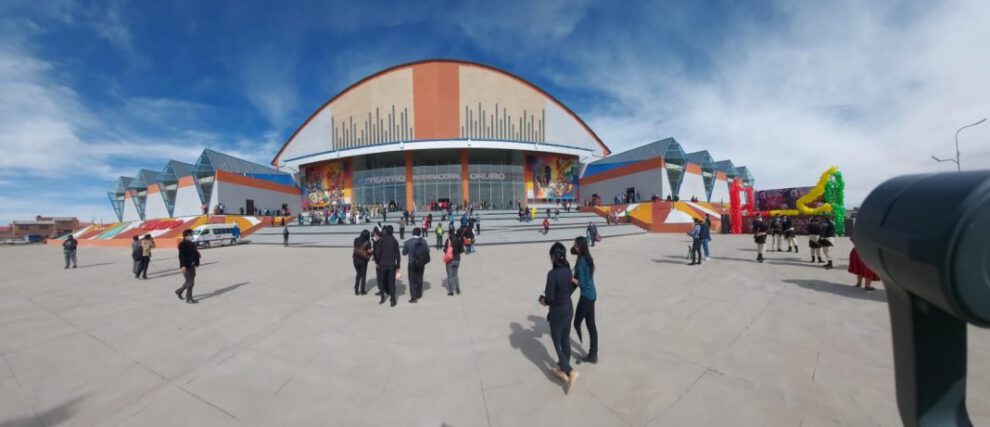Inauguración del Teatro Internacional Oruro