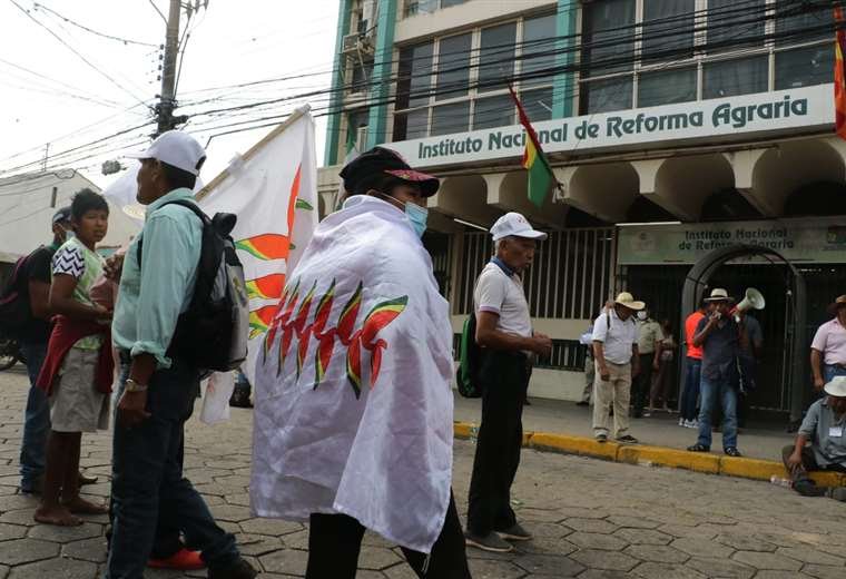 Indígenas anuncian nuevas medidas de protesta en marcha hacia el INRA
