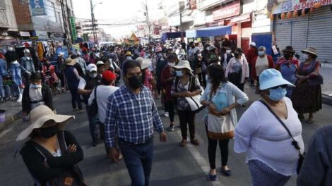 Marcha pidiendo la anulación de la Ley 1386 en Cochabamba