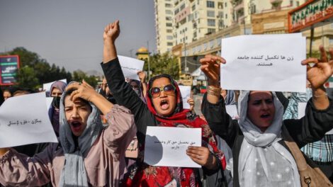 Protestas de mujeres afganas en Kabul por sus derechos
