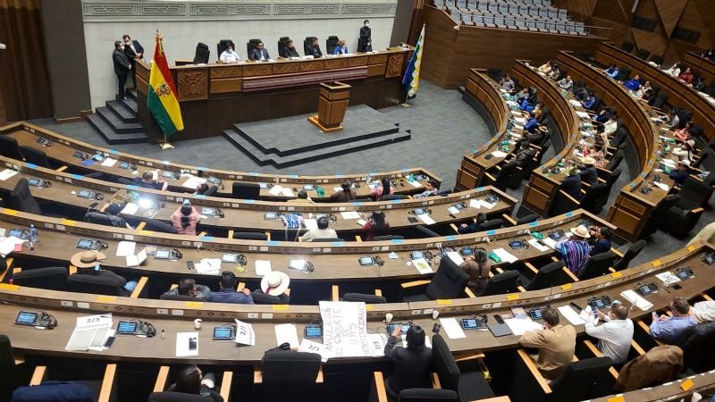Abrogación del Decreto de Amnistía en la Asamblea Legislativa