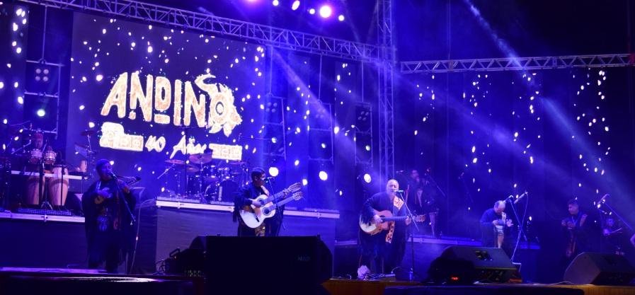 Grupo Andino en el Carnaval de Oruro
