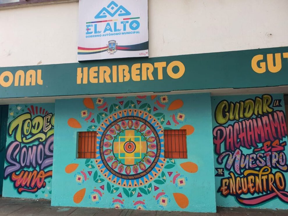 Mural por la paz y solidaridad en Bolivia