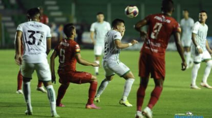 Oriente Petrolero gana y se mantiene en carrera en el torneo Único de la División Profesional