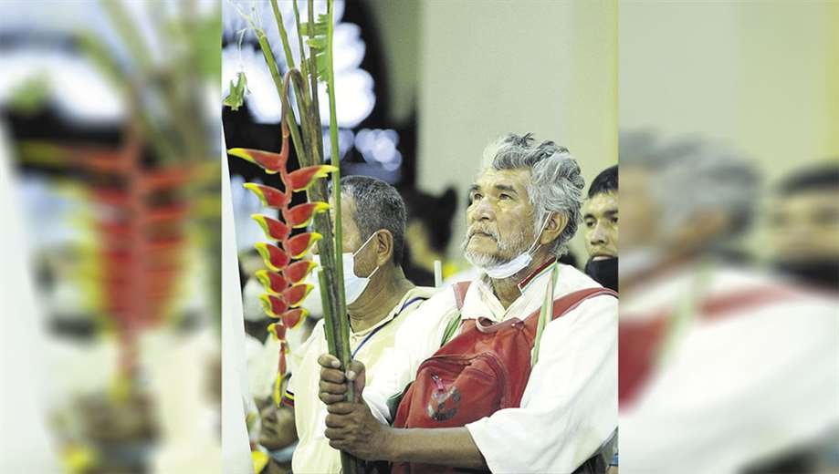 Marcha de pueblos originarios en Santa Cruz de la Sierra