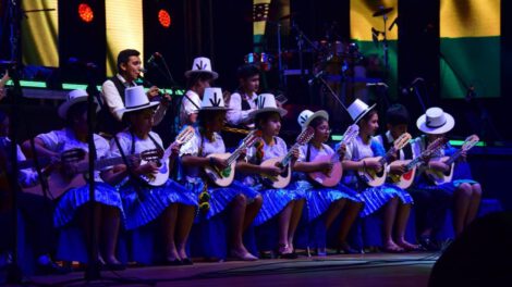 Festival Nacional de la Canción Boliviana en Oruro