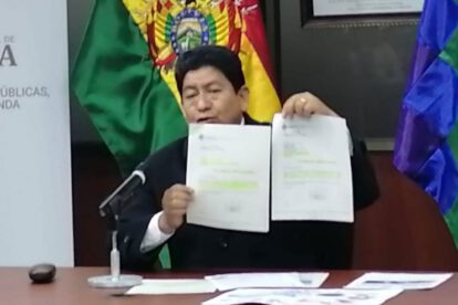 Manfred Reyes Villa en reunión sobre el Tren Metropolitano