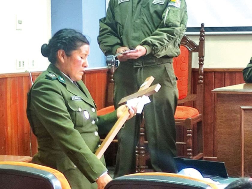 Baja definitiva suboficial Cecilia Calani