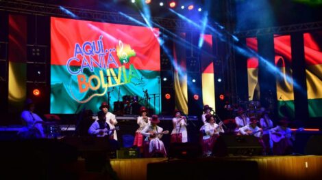 Premios en efectivo del Festival de la Canción Boliviana