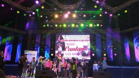 Concurso Departamental de Canto Infantil con el Dúo Sentimiento
