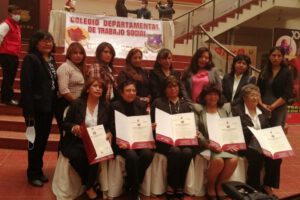 Reconocimiento a mujeres meritorias en trabajo social