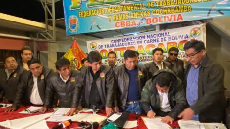Congelan precio de la carne tras acuerdo entre el Gobierno y carniceros del país