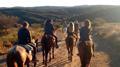 Cabalgatas por Córdoba en la naturaleza serrana