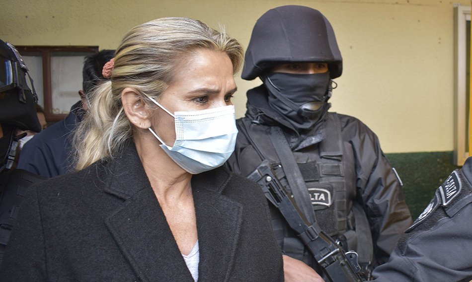 Juicio ordinario contra Añez