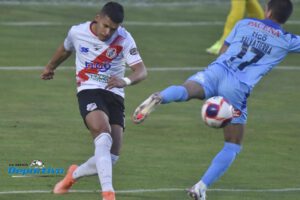 Bolívar logra reponerse ante Nacional Potosí en el torneo Único