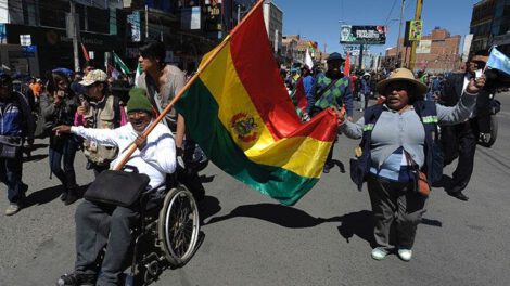 Paquete alimenticio para personas con discapacidad en Bolivia