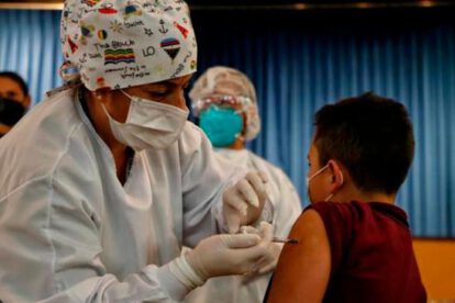 Vacunación niños Covid-19 Colombia