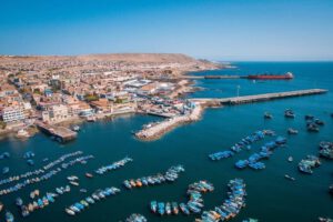 Vista panorámica del Puerto de Ilo como alternativa para exportar carga boliviana