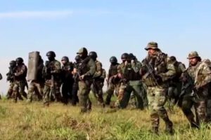 Operativo en Las Londras con más de 200 policías