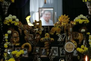 Homenaje a Jesús Adhemar Mena Guzmán en Oruro