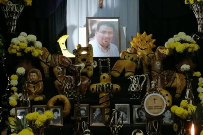 Homenaje a Jesús Adhemar Mena Guzmán en Oruro