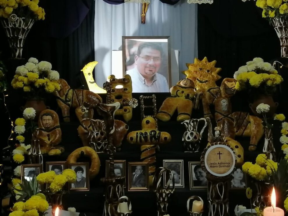 Homenaje a Jesús Adhemar Mena Guzmán en Oruro
