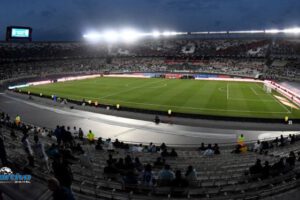 FIFA sanciona a la Selección Argentina por cantos racistas en el partido ante Uruguay