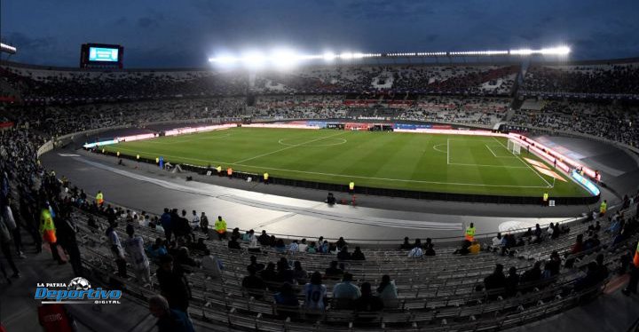 FIFA sanciona a la Selección Argentina por cantos racistas en el partido ante Uruguay