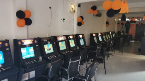 Decomiso de máquinas de juego en Santa Cruz