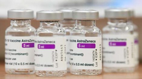 Vacunas AstraZeneca expiradas en octubre