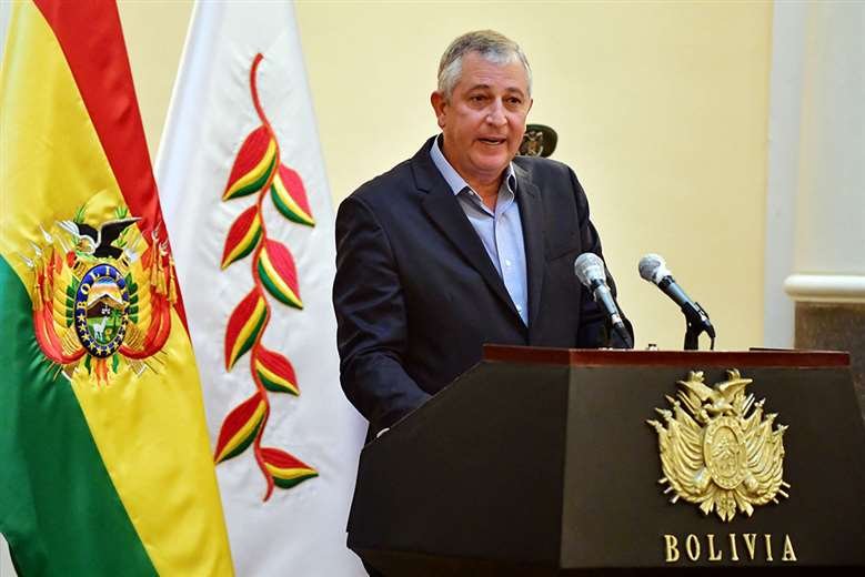 Branko Marinkovic acusado por hechos registrados cuando era Ministro