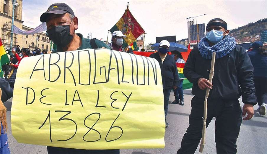 paro indefinido contra la Ley 1386