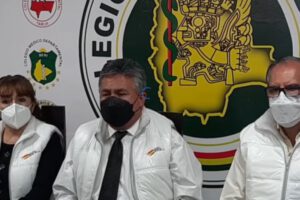 Colegio Médico de Bolivia se declara en emergencia por Covid-19