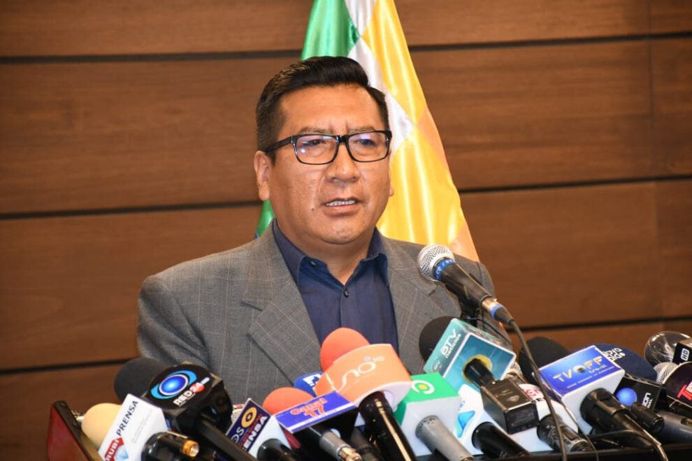 Ley de Plan de Desarrollo anunciada por Freddy Mamani