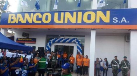 Robo en Banco Unión en Riberalta