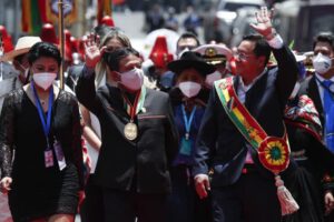 Informe de gestión de Arce sobre sus aciertos y retos