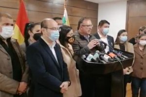 Expulsión de diputados disidentes en Comunidad Ciudadana