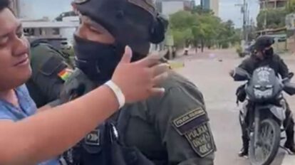 Policía provoca y actúa con violencia en protestas