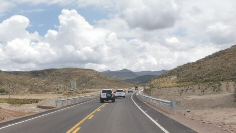Carretera Caracollo-Colquiri