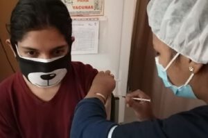 Vacunación Covid-19 en menores de 12 a 17 años con dosis Pfizer