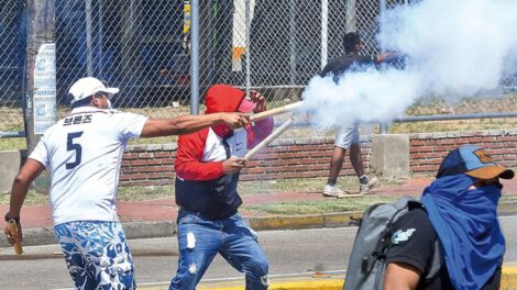 Enfrentamientos durante el paro nacional en Bolivia
