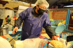 Comerciantes celebran el Día de los Mercados en Oruro