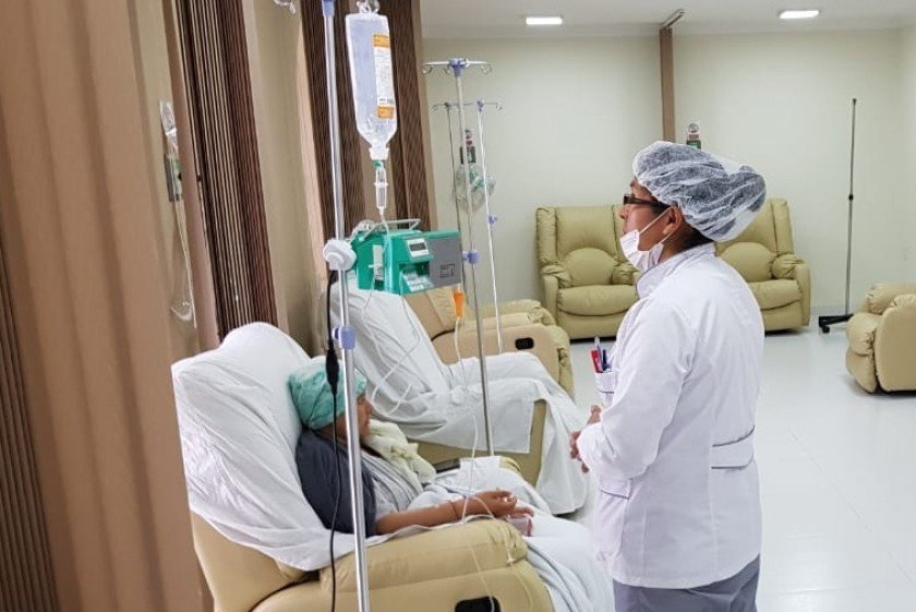 Tratamientos gratuitos de quimioterapia para pacientes adultos con cáncer