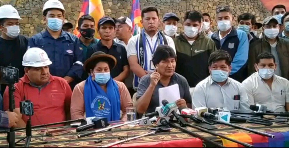 Marcha de Caracollo a La Paz en defensa del Gobierno de Arce